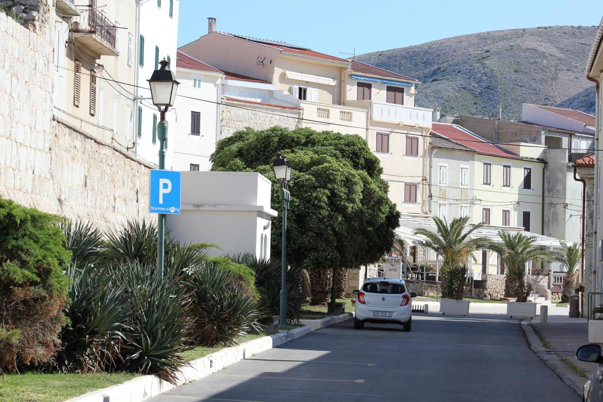 Terrace Beba - Pag Apartament