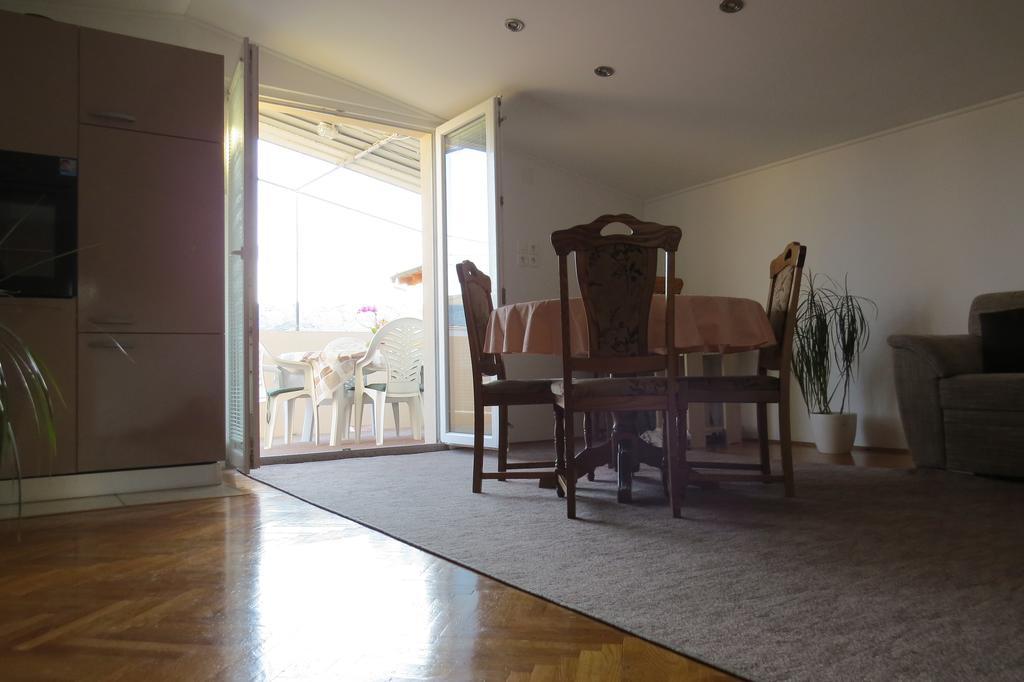 Apartman Terrace Beba - Pag Pag Town